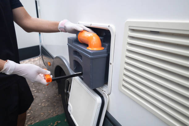 Portable Toilet Options We Offer in St Jaco, IL